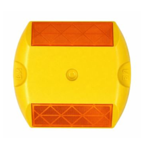 RETROREFLECTIVE MARKER ROAD STUD CAT EYE